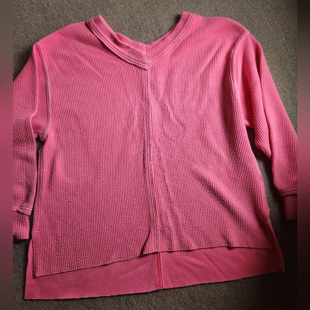 Aerie Pink V-Neck Sweater Soft Knit